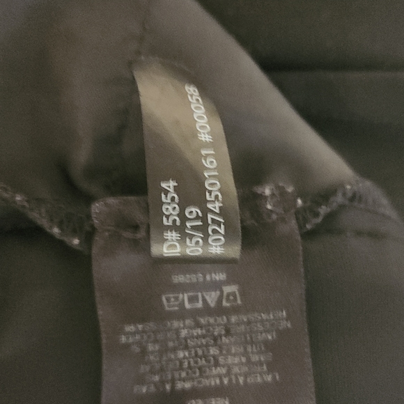 *ISO* Express Mid-Rise Ankle Pants. - Picture 3 of 5